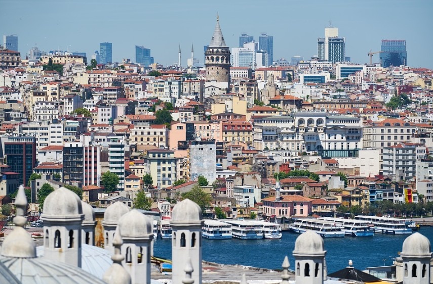 Buildings and housing in Istanbul
