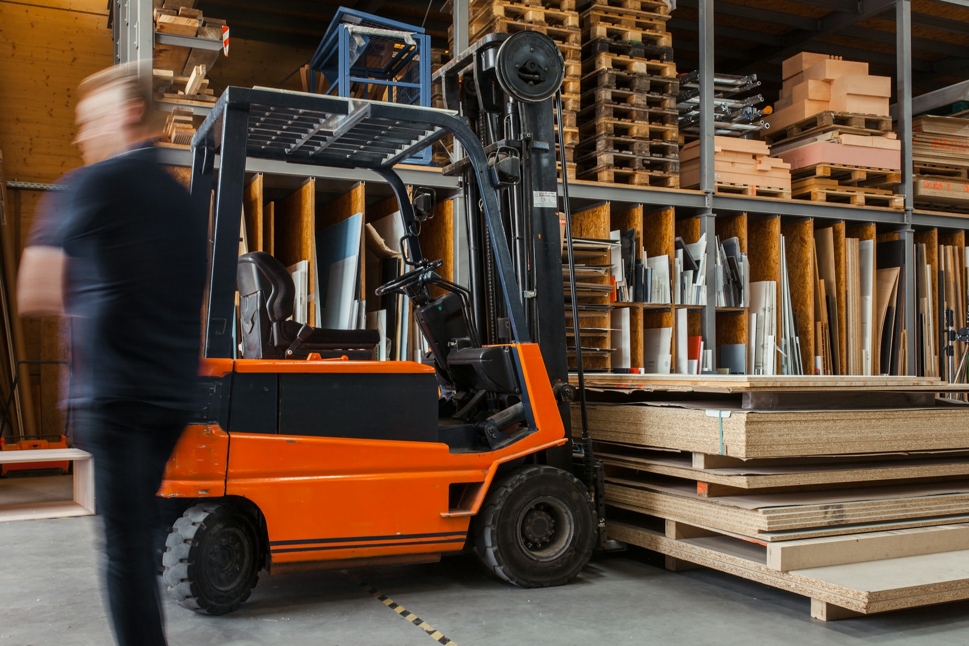 3 Tips for a Safe, Tidy Warehouse Organization Layout at Your Facility