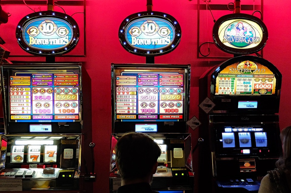 Online Slot Machines - Choosing the Right Casino Slots