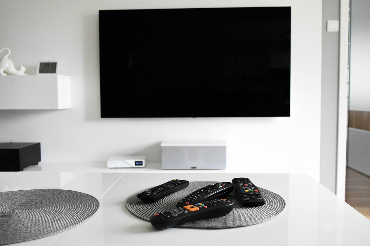 Smart Choices: Find the Perfect TV to Rent for Your Space